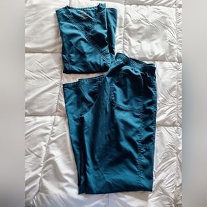 Cherokee Womens Scrubs